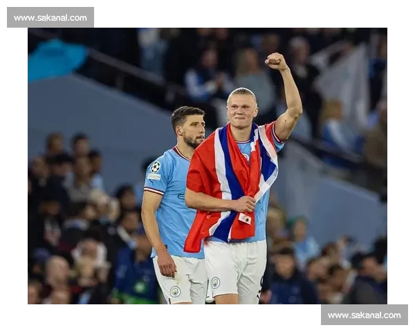 孔帕尼盛赞生死战：与萨内共忆曼城辉煌，拜仁新帅期待欧冠突破