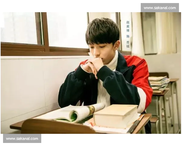 致敬热爱！从青涩少年到电竞大神，他们的故事燃爆了